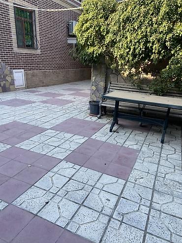Zig Suraxani ray 317 sayili mektebin yaninda 4 otaqli heyet evi kiraye