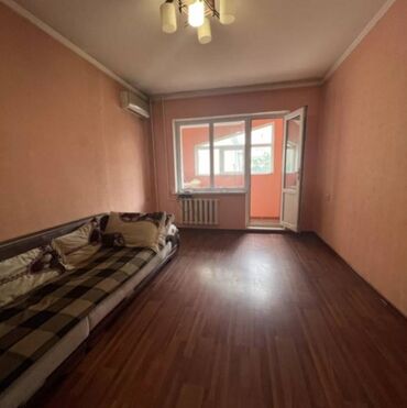 квартира советский: 3 комнаты, 58 м², 106 серия, 4 этаж, Косметический ремонт