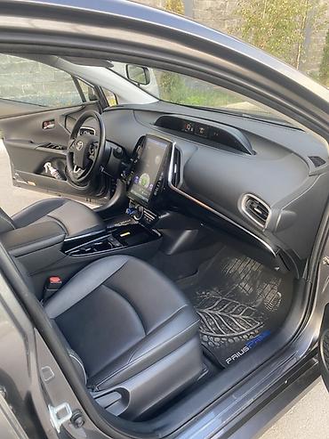 byd e1: Toyota Prius: 2020 г., 1.8 л, Автомат, Гибрид, Лифтбек — 10