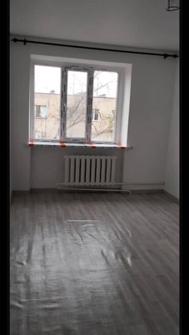 срочно сдаётся квартира: 1 комната, 18 м², Общежитие и гостиничного типа, 4 этаж, Косметический ремонт
