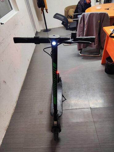 скутер купить бу: Б/у Электросамокат 8", ≤ 250 Вт, 16 - 25 км/ч, Самовывоз