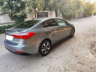 tesla model s: Kia Cerato: 1.6 l | 2014 il Sedan — 6