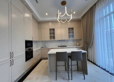 Долгосрочная аренда домов: 300 м², 6 комнат, Утепленный, Теплый пол, Балкон застеклен at lalafo.kg — 12 Долгосрочная аренда домов: 300 м², 6 комнат, Утепленный, Теплый пол, Балкон застеклен — 12