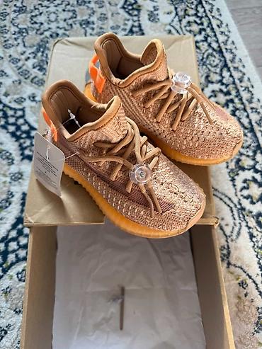 обувь on: Детские кроссовки уни, стиле Yeezy Boost 350 V2 (цвет — — 1