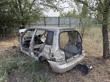 Mazda: Mazda Demio: 2000 г., Хэтчбэк — 9