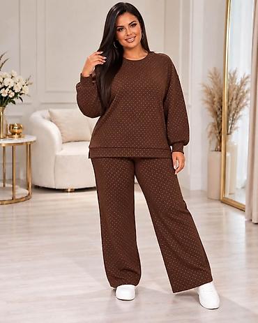 trenerke za punije muskarce: 10. Komplet trenerka za punije 
2XL 3XL 4XL 
Cena : 3.590 dinara H — 2