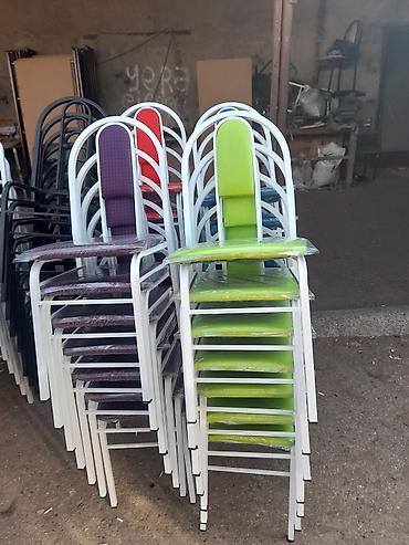 Masa və oturacaq dəstləri: Qonaq otağı üçün, Yeni, Açılmayan, Dördbucaq masa, 4 stul — 2