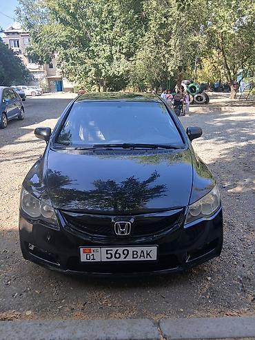колонку: Honda Civic: 2010 г., 1.3 л, Вариатор, Гибрид, Седан — 1