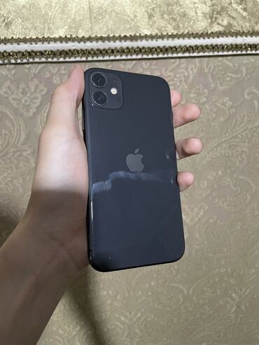 Apple iPhone: IPhone 11, Б/у, 64 ГБ, Черный, Чехол, 75 %