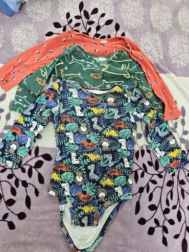 Другие детские вещи: Вещи на мальчика от рождения до 2х лет. за все вещи 5.000 сом + отдам — 20