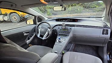 highlander 2012: Toyota Prius: 2011 г., 1.8 л, Вариатор, Гибрид, Лифтбек — 6
