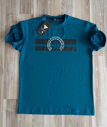 Majice: M-2xl
1400 na lalafo.rs — 2 Majice: M-2xl
1400 — 2