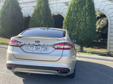 Ford: Ford Fusion: 1.5 l | 2017 il 126805 km Sedan — 12