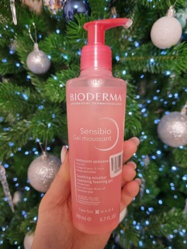 Косметика: Bioderma Sensibio гель для умывания очищающий для нормальной и