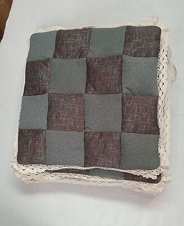 Подушки: Отургуч үчүн жумшак төшөкчө (Сидушка) ​ ​Дизайны: Классикалык "шахмат" — 6