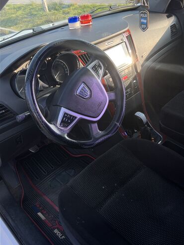 Iran Khodro: Iran Khodro : 1.7 l | 2019 il 210000 km Sedan — 10