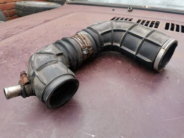 Auto delovi: Usisno crevo vazduha Lada 21214i Niva. Polovno. Očuvano. Skinuta sa — 7