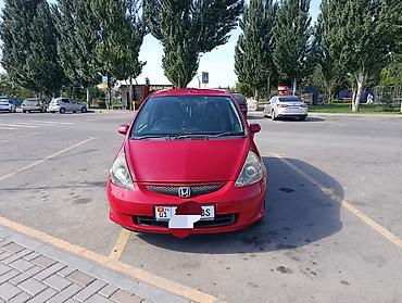 Honda Fit: 2004 г., 1.3 л, Автомат, Бензин, Хэтчбэк