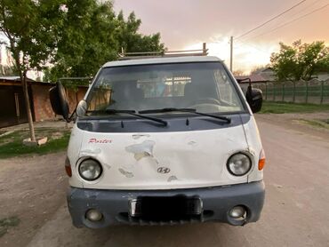 Легкий грузовой транспорт: Легкий грузовик, Hyundai, Б/у
