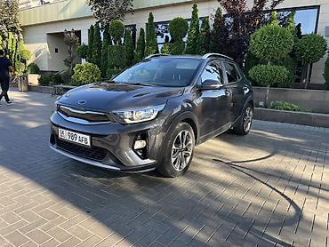 spark 1: Kia Stonic: 2018 г., 1.4 л, Автомат, Бензин, Кроссовер — 1