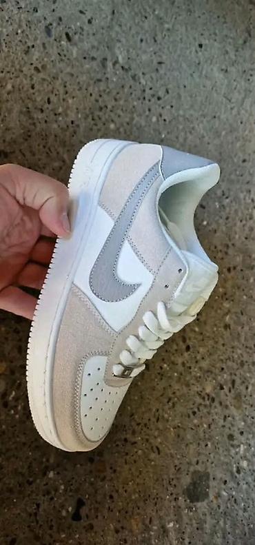 aeros cizme: Nove boje air force patike od 36 do 41 za samo 3800 din
PK🌛 — 2