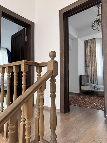 Продажа коттеджей и домов: Продаётся двухэтажный коттедж с мансардой в ЦО «Кесар» (город — 9