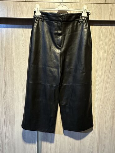 женские брюки история: Брюки M (EU 38), цвет - Черный