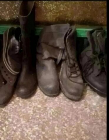 подросковые обувь: Ботинки без пары,на одну ногу