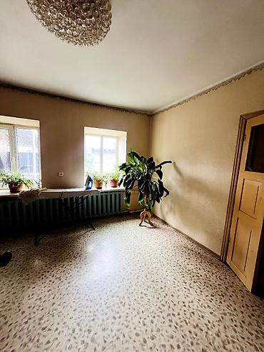 Продажа коттеджей и домов: 📌В селе Полтавка продаётся дом из 4-х комнат, тёплый дом со всеми — 13