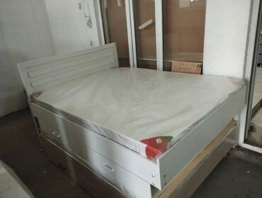 Двуспальные кровати: Двуспальная кровать, Новый, С матрасом, длина - 200 см — 5