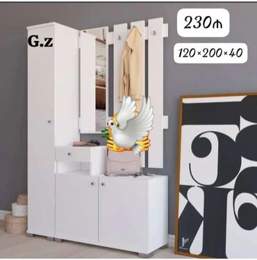 Divanlar: Yeni, Düz dolab, Dəhliz dolabı