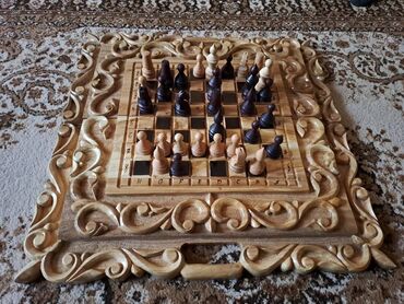 шахматы ручной работы: Эксклюзивныеабсолютно новые, из ореха и карагача от 6 тыс, отлично