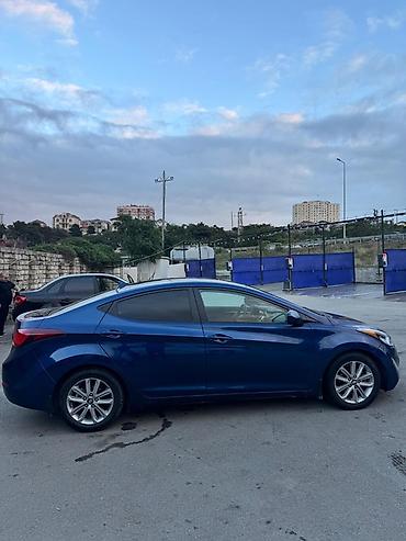 sprinter satisi: Hyundai Elantra: 1.8 l | 2015 il Sedan — 1