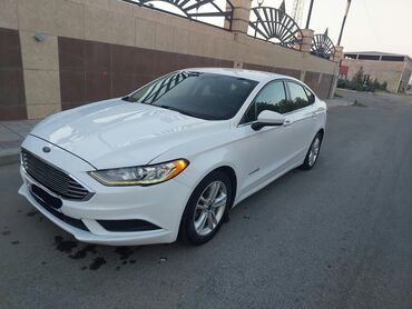 Ford: Ford Fusion: 2 l | 2017 il 128000 km Sedan — 7