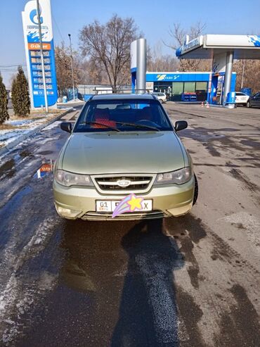 Daewoo: Daewoo Nexia: 2011 г., 1.5 л, Механика, Газ, Седан