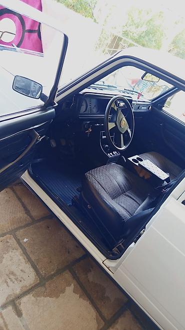 VAZ (LADA): VAZ 2107 sedan - Kuzov: ağ rəng, 4 qapı, xrom detal və qara — 2