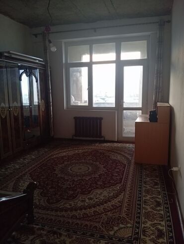 продаю квартиру итальянский квартал: 1 бөлмө, Кыймылсыз мүлк агенттиги, Чогуу жашоосу жок, Жарым -жартылай эмереги бар