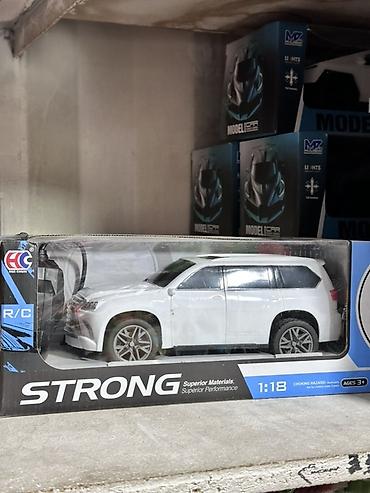 3 года: Радиоуправляемый автомобиль STRONG - Масштаб: 1:18 - Тип: R/C — 1