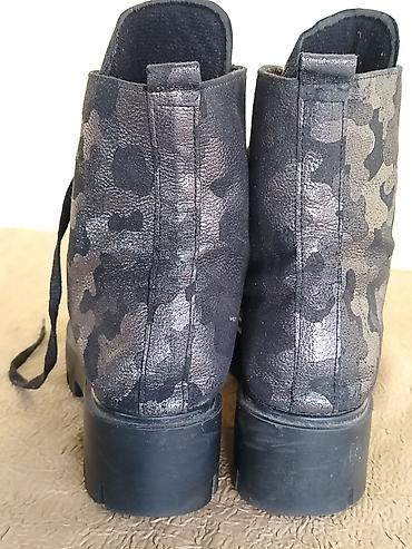 grubin leopard papuce: Zenske gleznjace maskirne 37-500 dinara Odlicno stanje Broj 37 Gaziste — 2