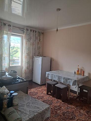 вост 2 бишкек: *СДАМ ПО СУТОЧНА УЮТНУЮ 3х ком Бос-Тери.* 📍 Локация: 3 этаж, 5 мин — 6