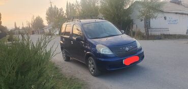 продаю нехсия: Toyota Yaris Verso: 2001 г., 1.5 л, Механика, Бензин