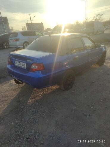 Daewoo: Daewoo Nexia: 2010 г., 1.6 л, Механика, Бензин, Седан — 1