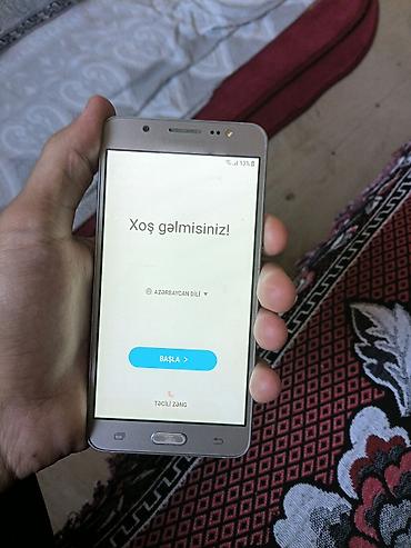 samsung soyducu: Samsung Galaxy J5 2016, 2 GB, rəng - Qızılı — 1