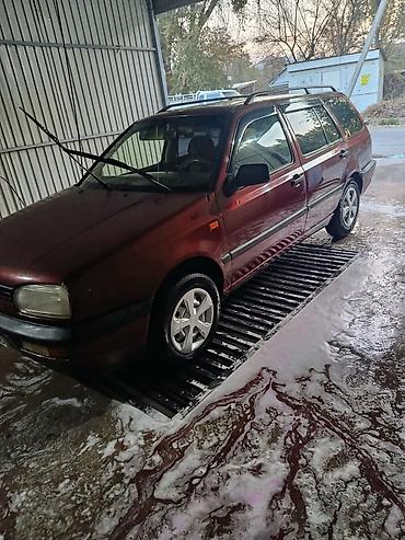 subaru forester сатылат: Volkswagen Golf Variant: 1993 г., 1.8 л, Кол менен иштөөчү, Бензин, Универсал — 1