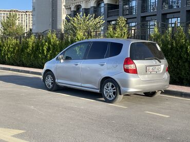 фит тюнинг: Honda Fit: 2004 г., 1.3 л, Вариатор, Бензин