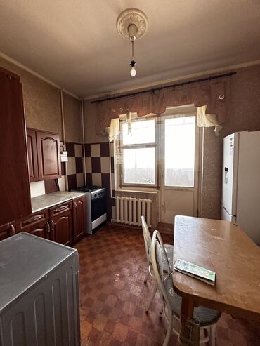 продаю дом тец: 2 комнаты, 54 м², 106 серия, 7 этаж, Старый ремонт