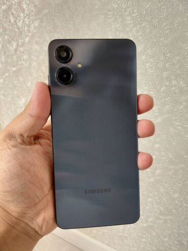 купить редми 9 бу: Samsung Galaxy A06, Б/у, 64 ГБ, цвет - Черный, 2 SIM