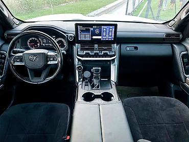 кожаная: Toyota Land Cruiser: 2022 г., 3.5 л, Автомат, Бензин, Внедорожник — 9