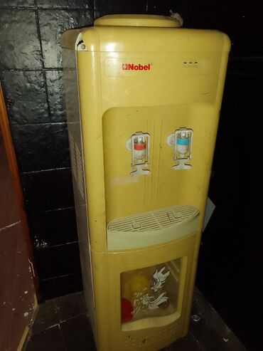 Qabyuyan maşınlar: Dispenser Döşəməüstü, Su soyutma ilə, İşlənmiş