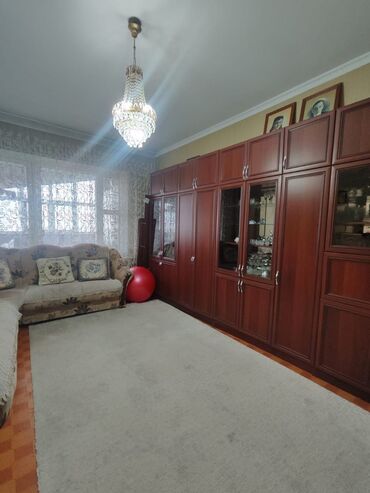 Продажа квартир: 3 комнаты, 80 м², 106 серия, 9 этаж, Косметический ремонт